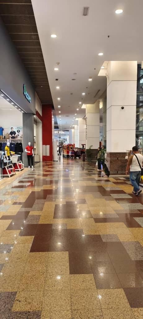Elements Service Suite@ Times Square Куала Лумпур Екстериор снимка